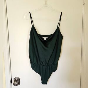 She + Sky Forest Green Top